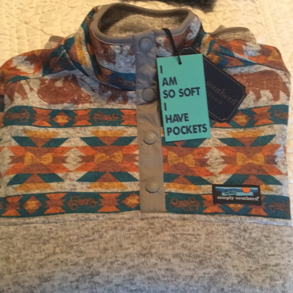 NWT Simply Southern Pullover